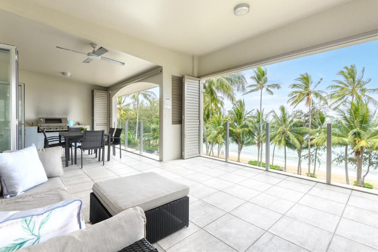 Island Views Beachfront Apartments Palm Cove Exterior foto